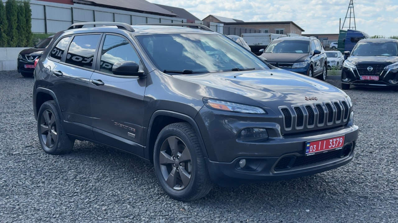 JEEP CHEROKEE LATITUDE 2016