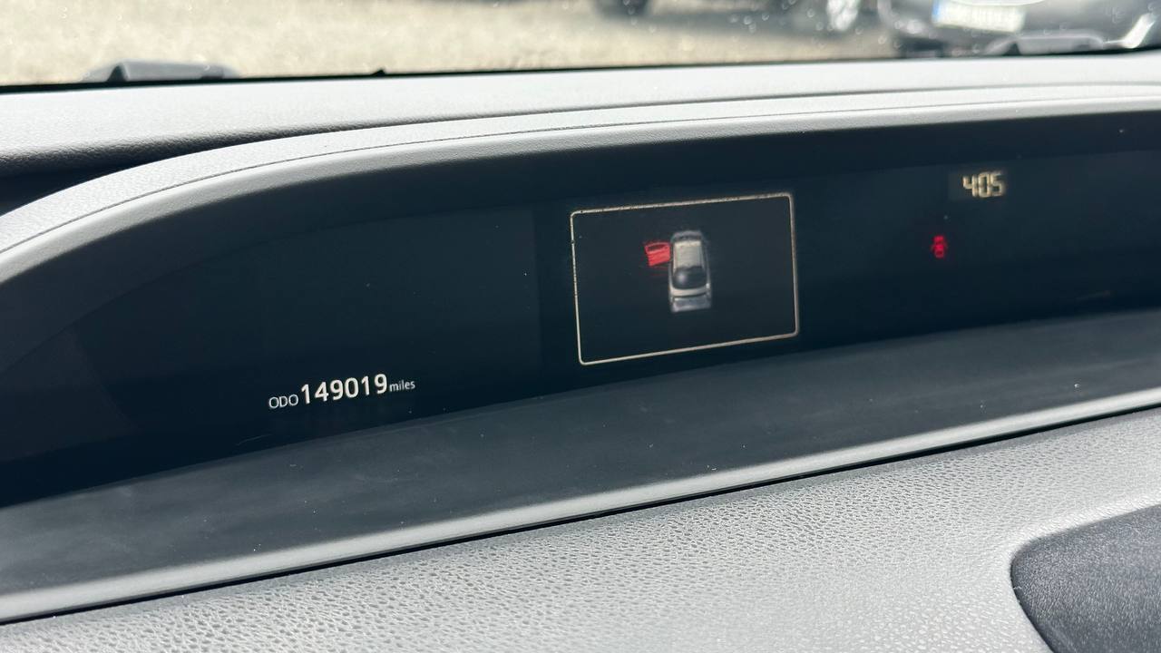 TOYOTA PRIUS TWO 2017