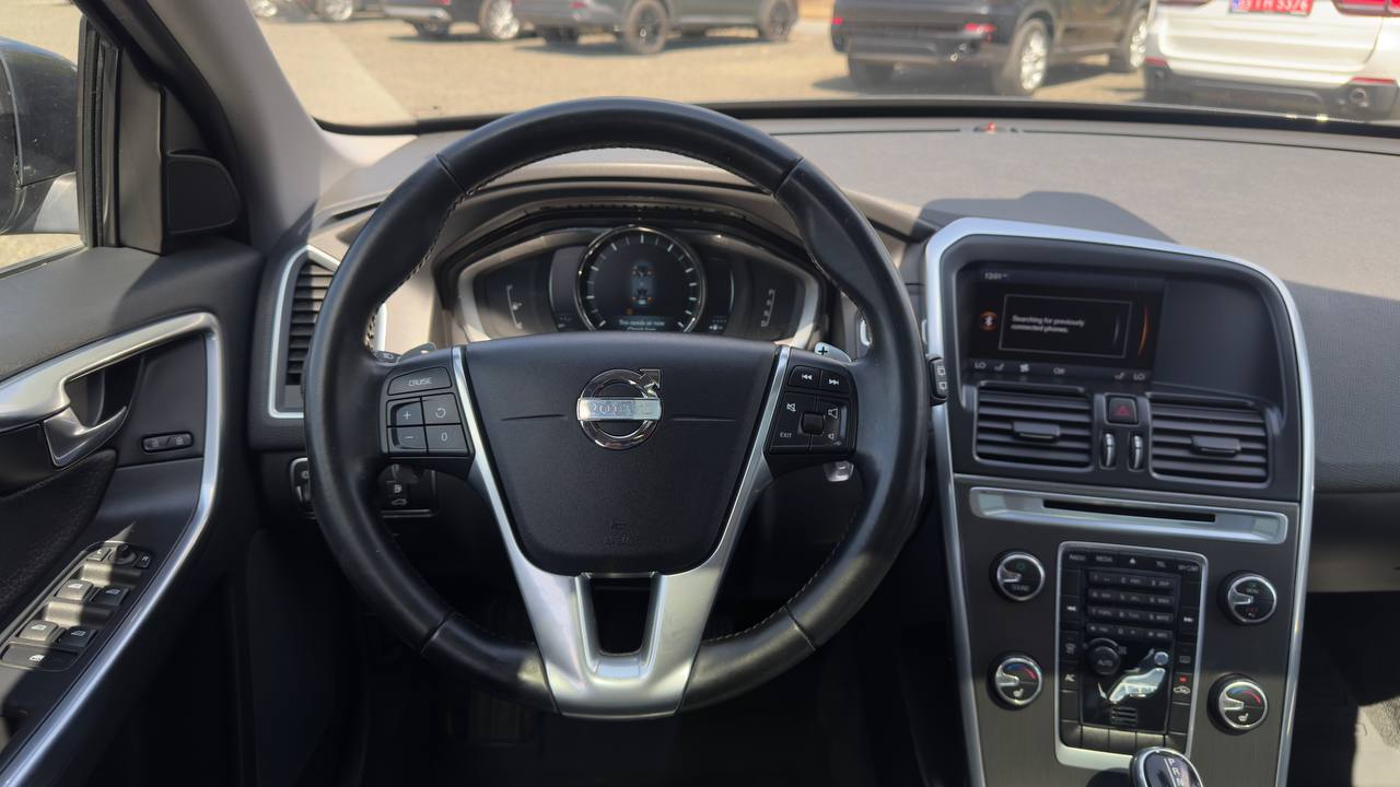 VOLVO XC60 T6 2013