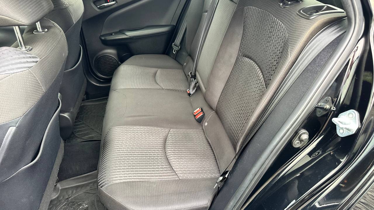 TOYOTA PRIUS TWO 2017