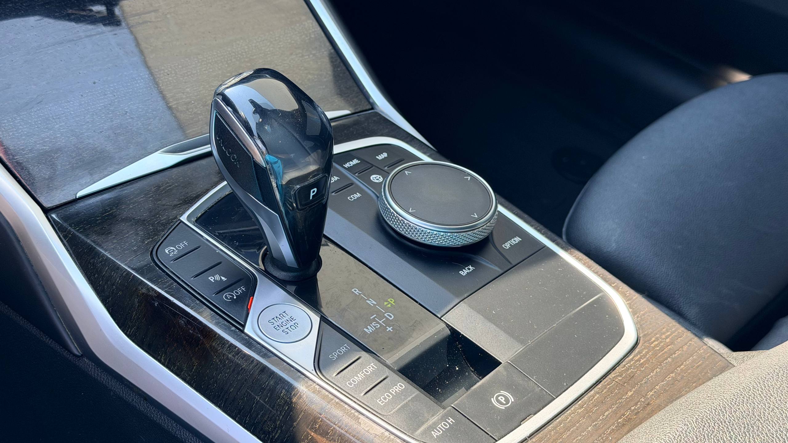 BMW 330 XI 2019