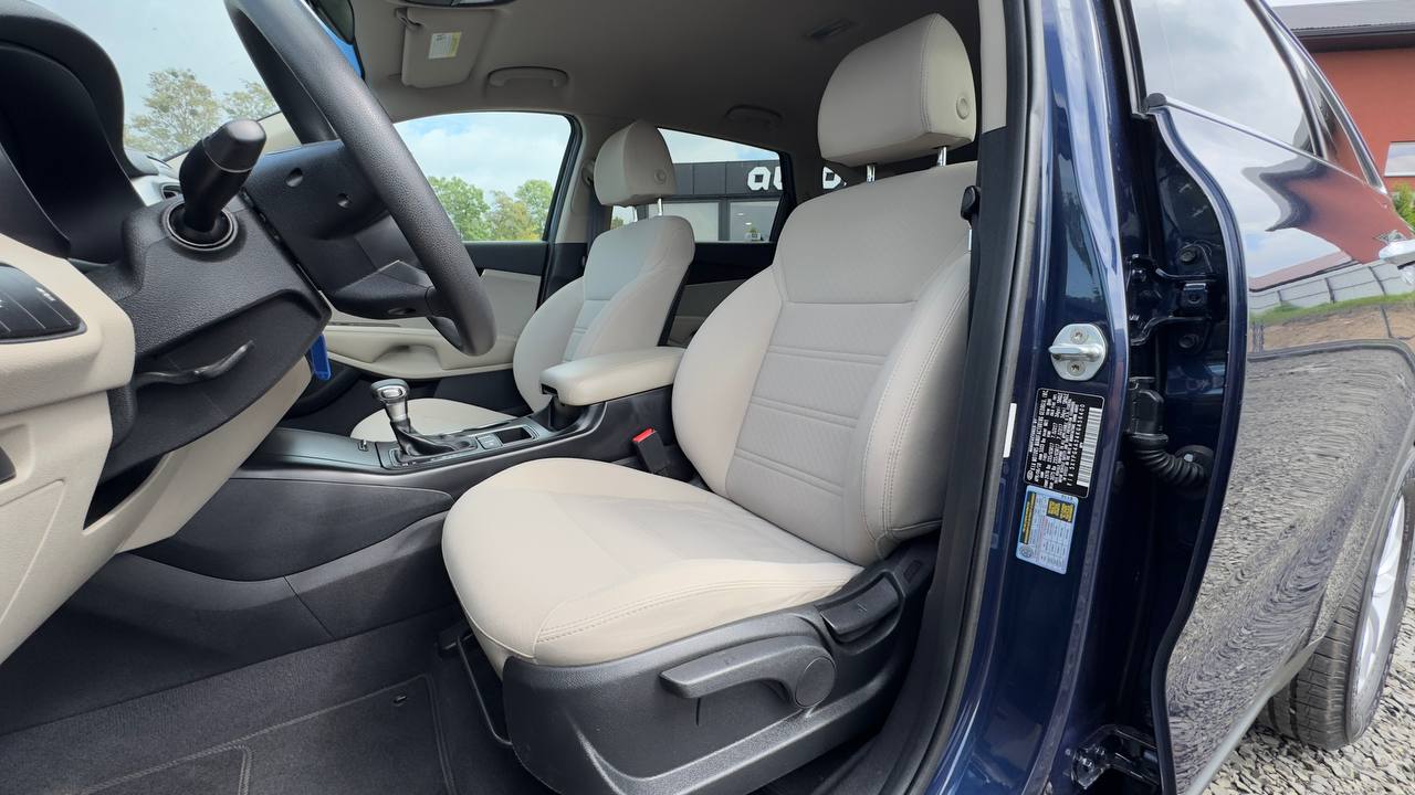 KIA SORENTO LX 2018