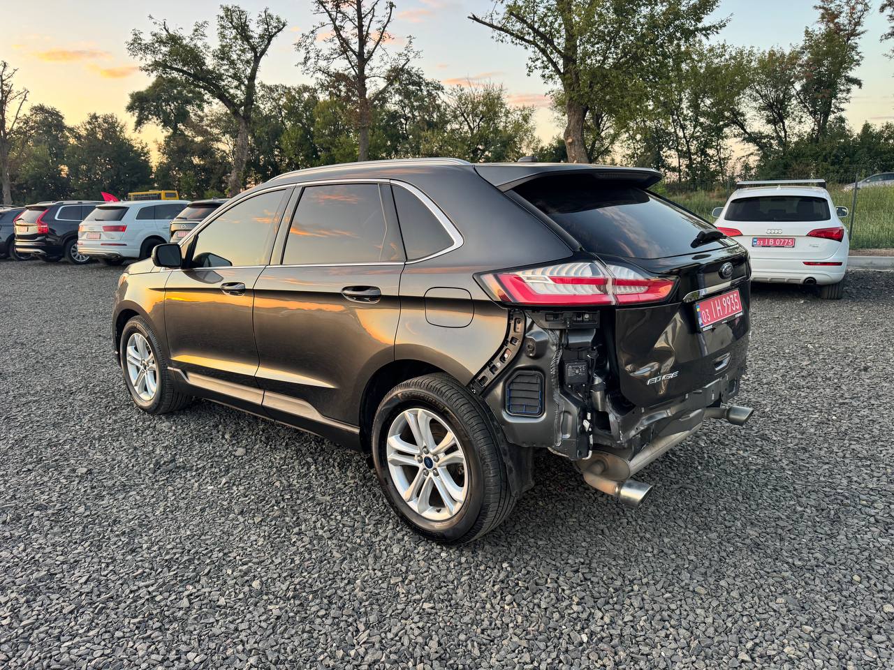 FORD EDGE SEL 2019
