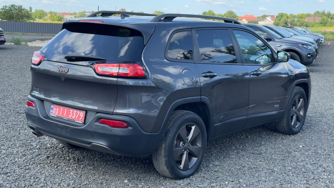 JEEP CHEROKEE LATITUDE 2016