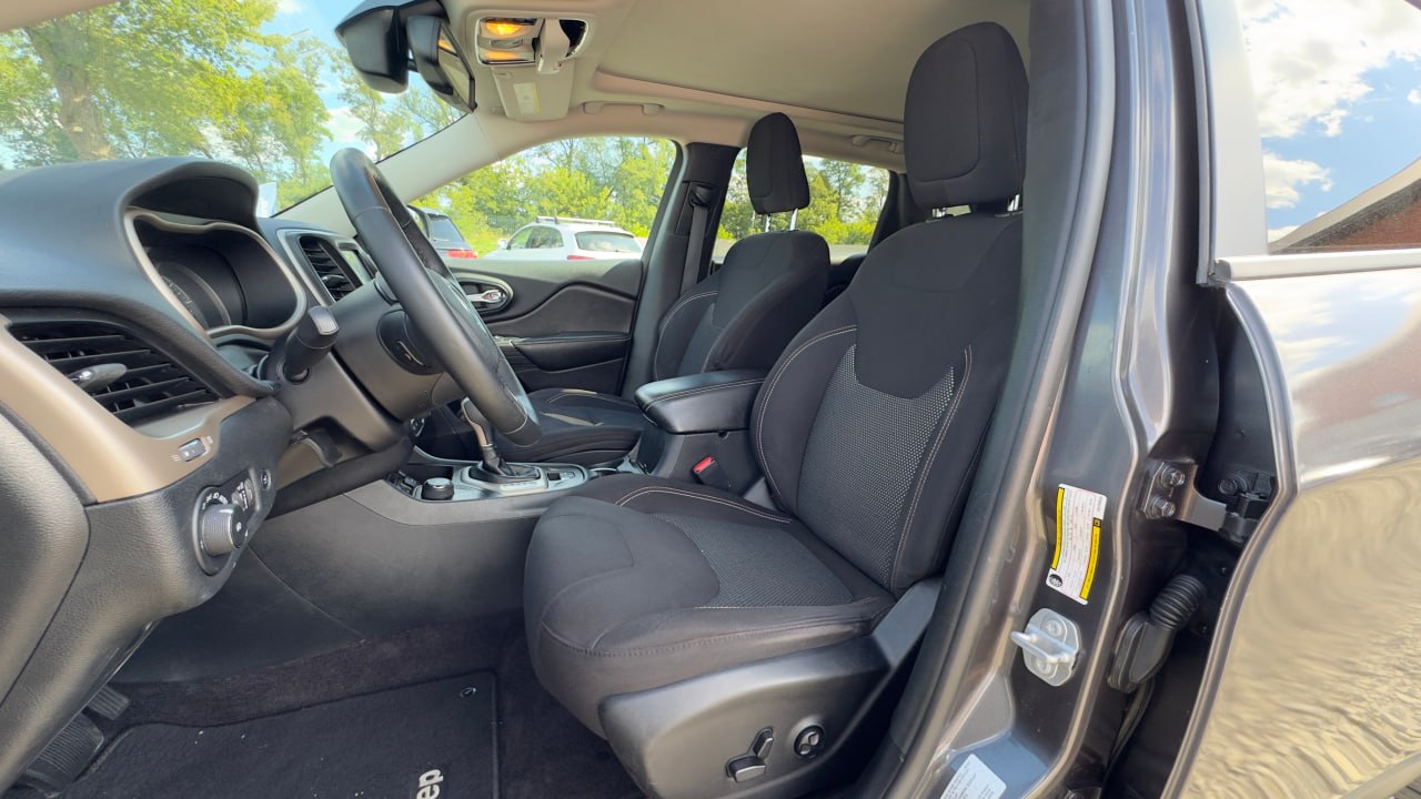 JEEP CHEROKEE LATITUDE 2016