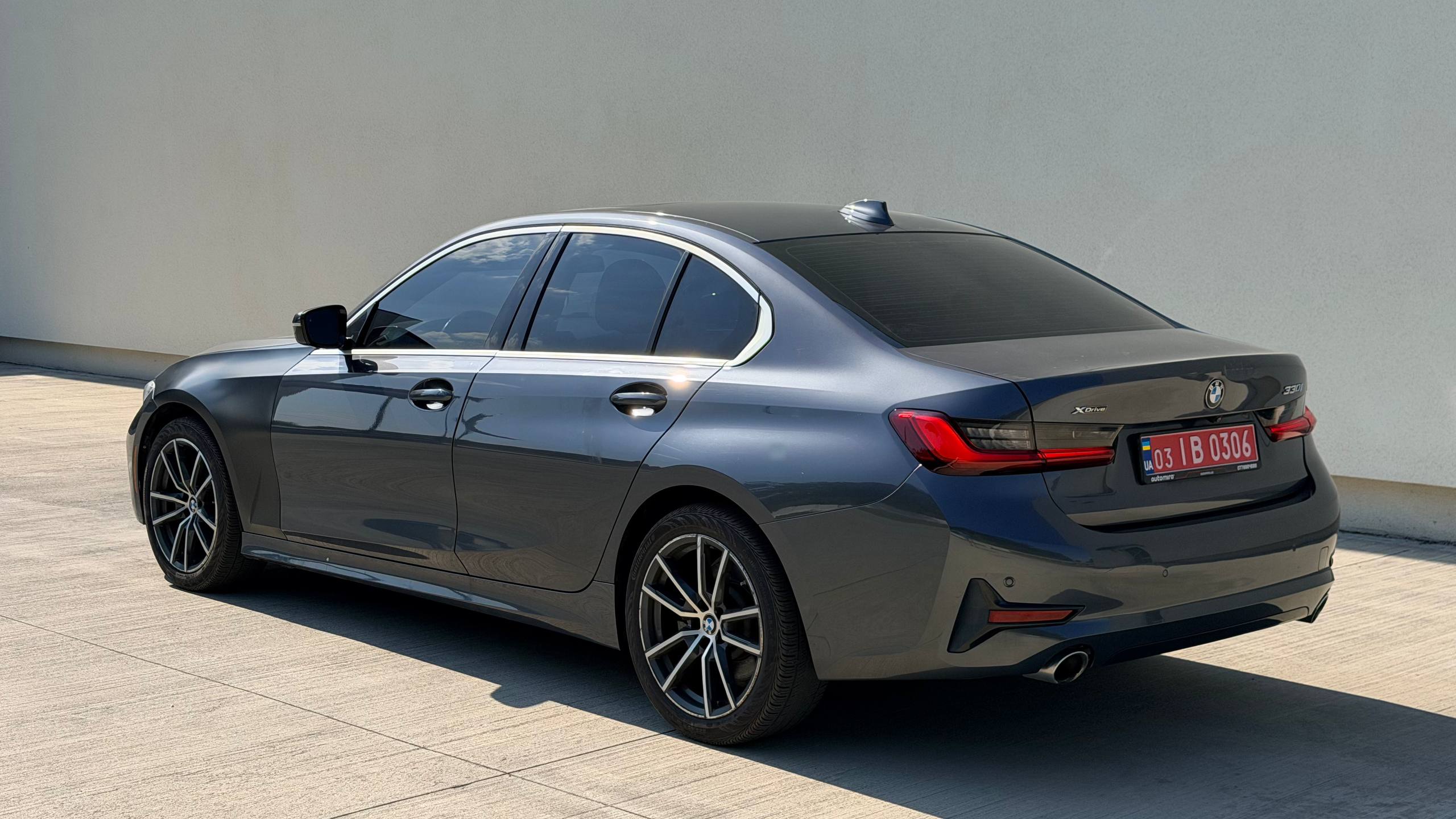 BMW 330 XI 2019
