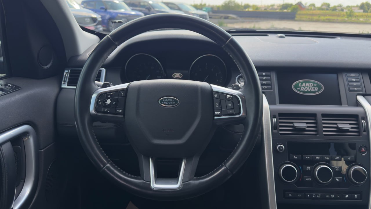 LAND ROVER DISCOVERY SPORT HSE 2015