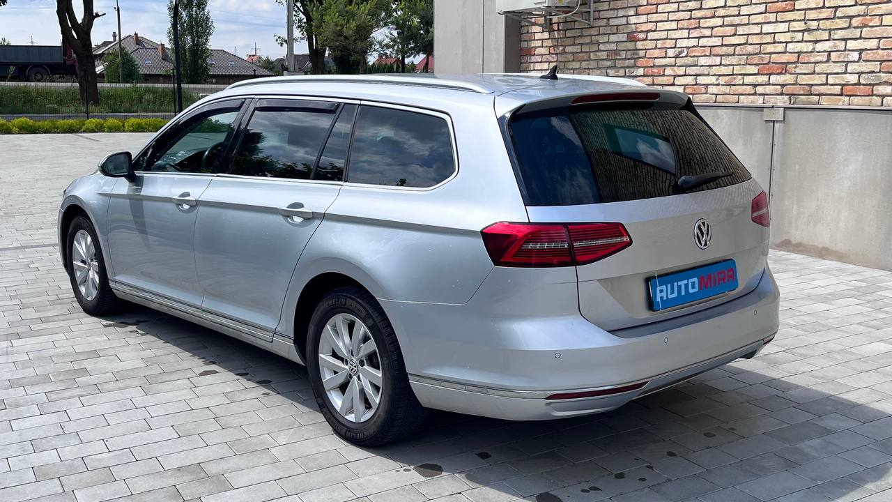VOLKSWAGEN PASSAT 2018