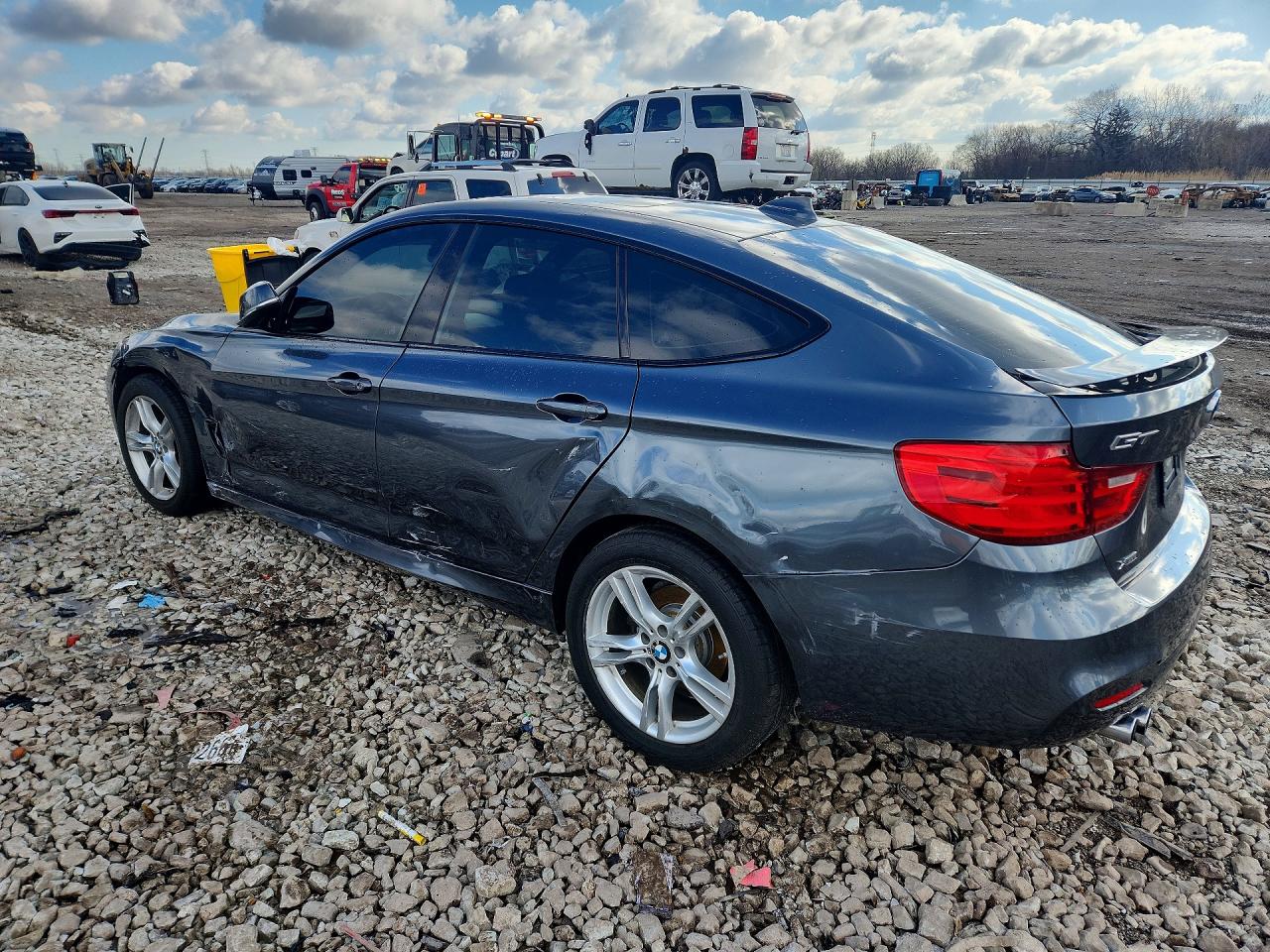 BMW 328 I 2015
