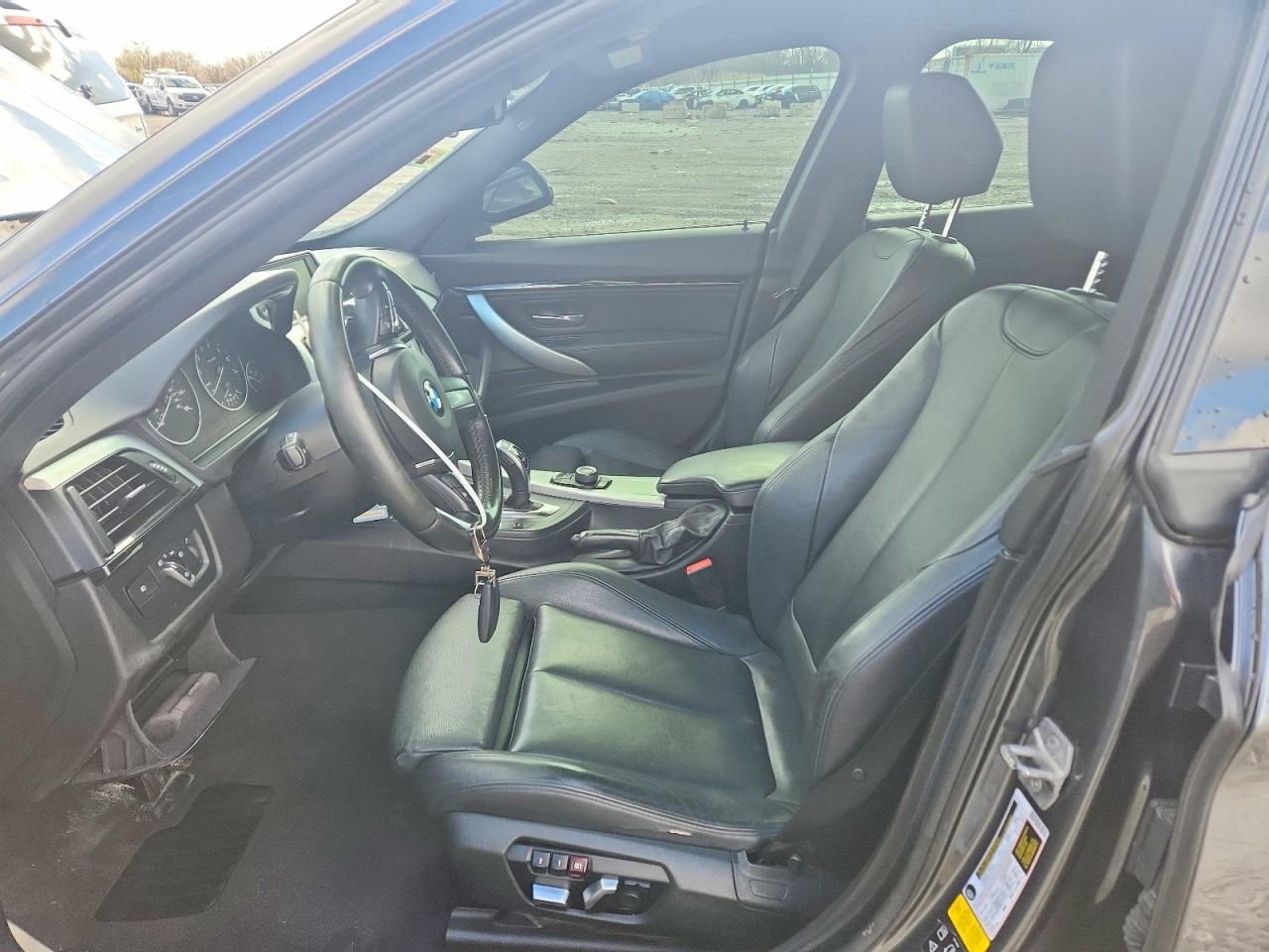 BMW 328 I 2015