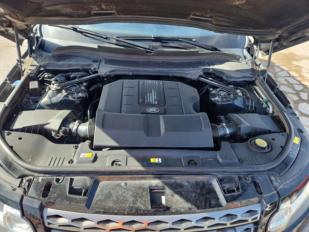 LAND ROVER RANGE ROVER SPORT SE 2016