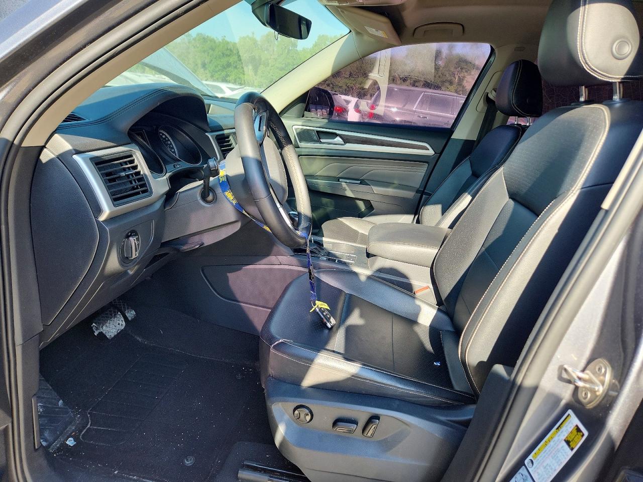 VOLKSWAGEN ATLAS SE