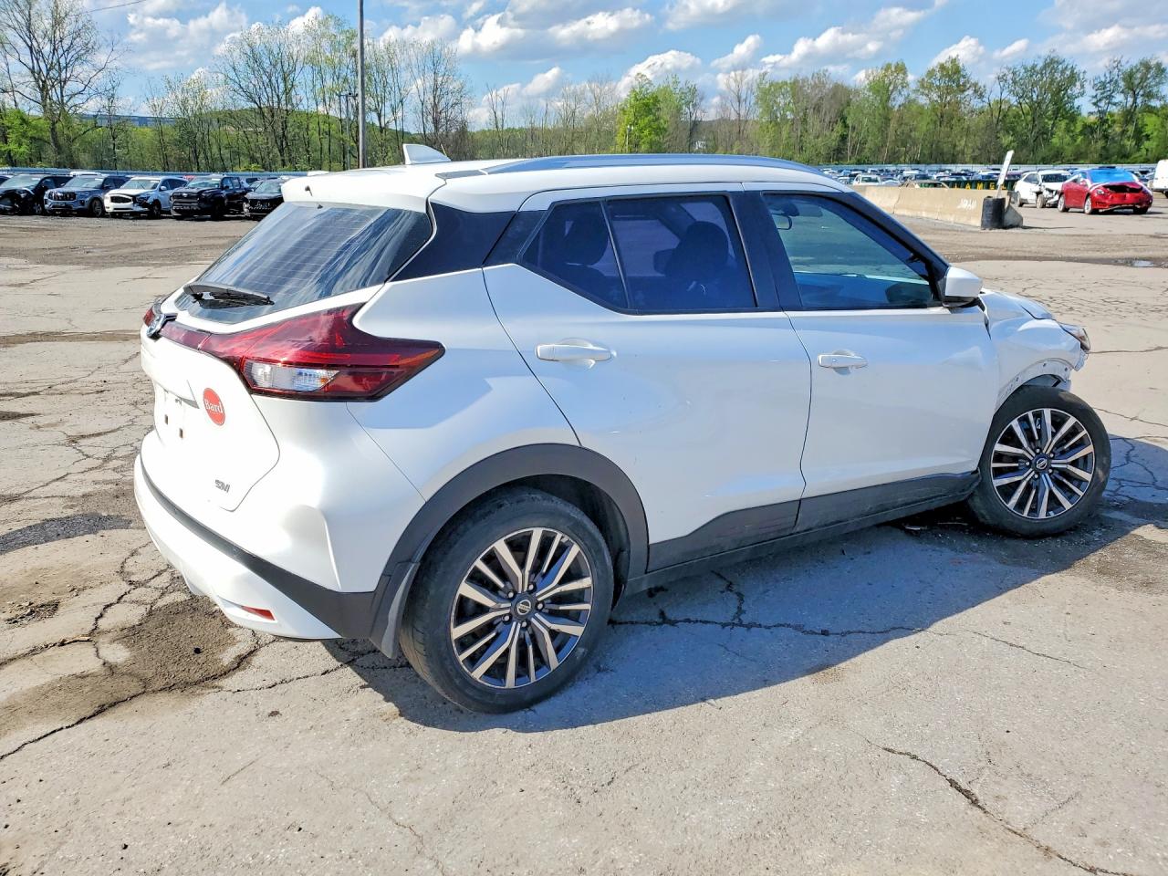 NISSAN KICKS SV 2021