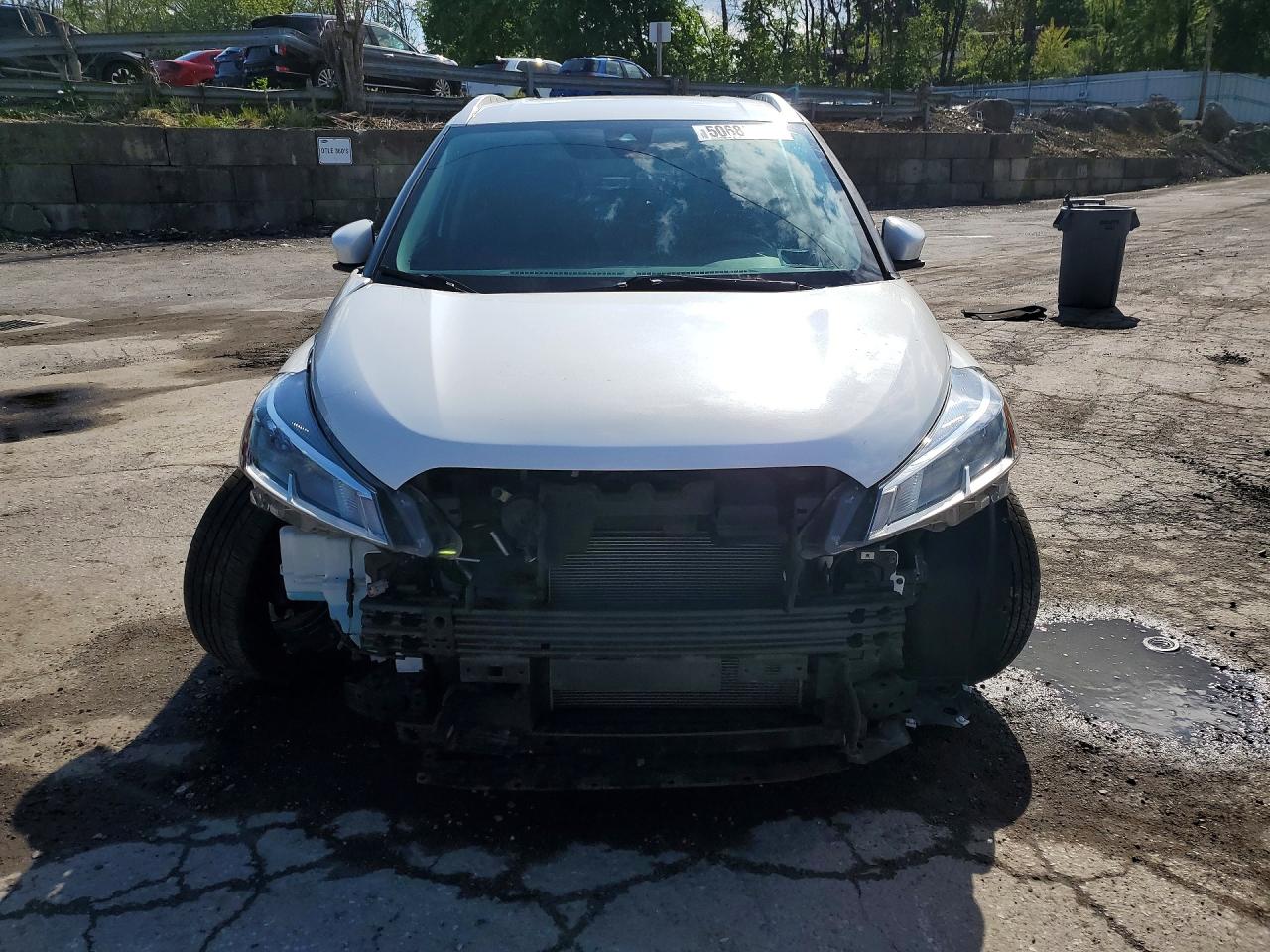 NISSAN KICKS SV 2021