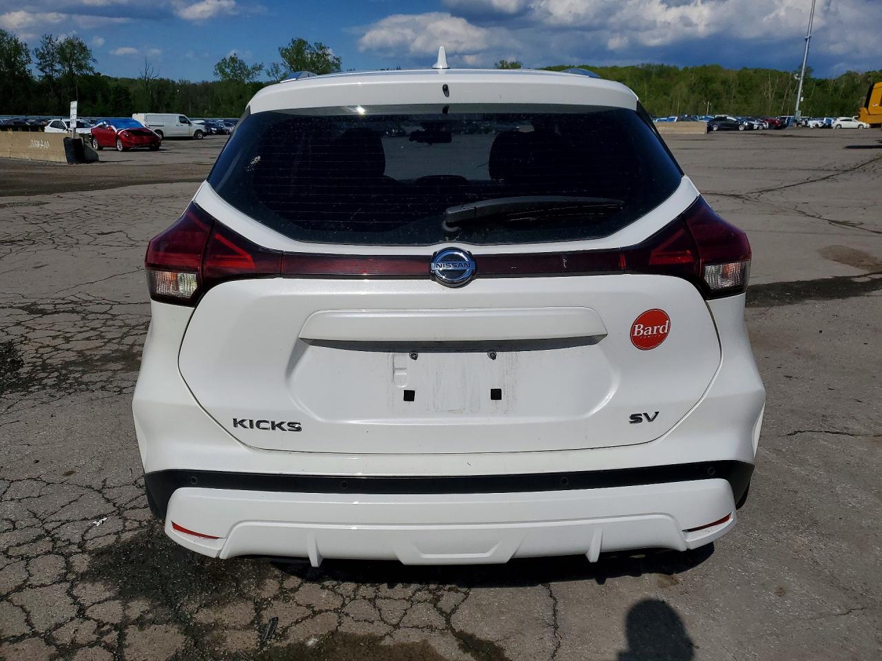NISSAN KICKS SV 2021