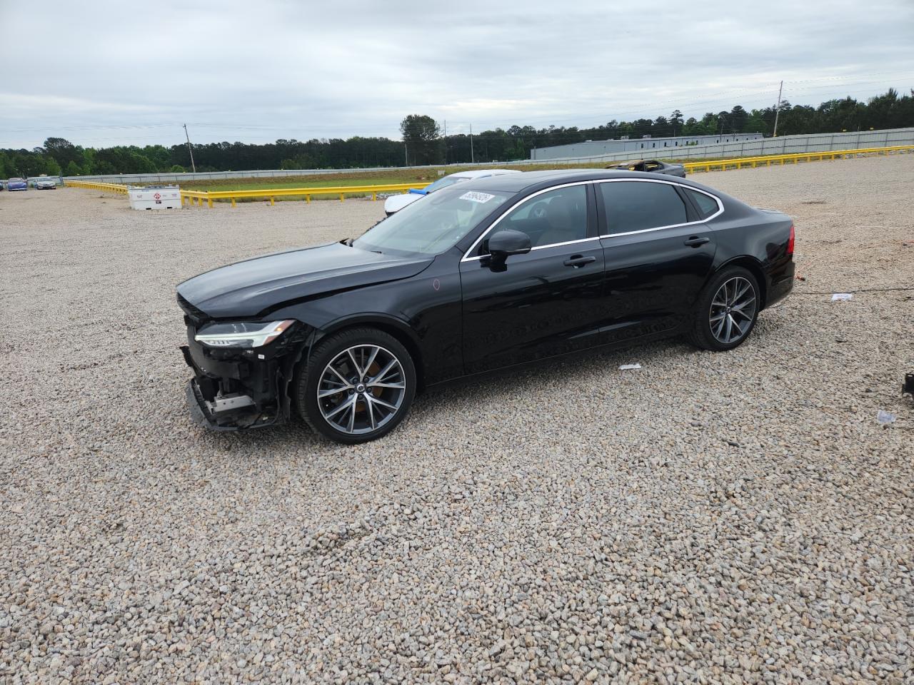 VOLVO S90 T5 MOMENTUM 2017