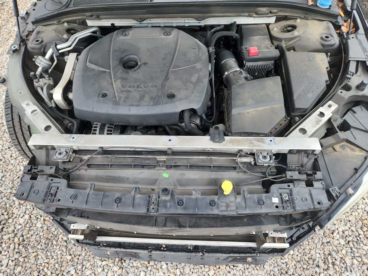 VOLVO S90 T5 MOMENTUM 2017