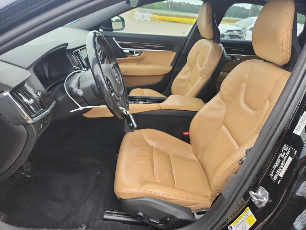 VOLVO S90 T5 MOMENTUM 2017