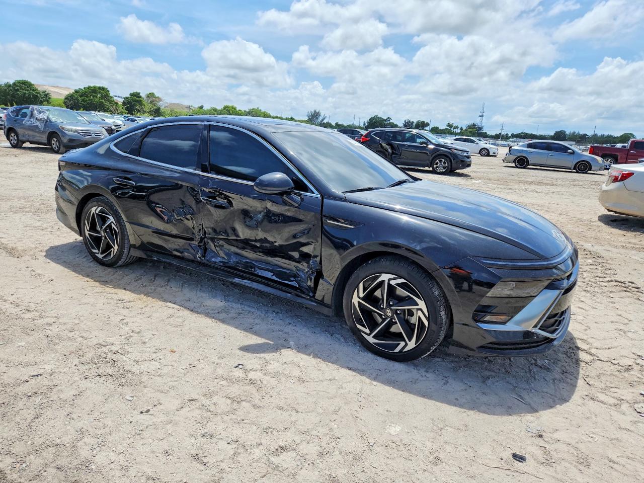 HYUNDAI SONATA SEL 2023