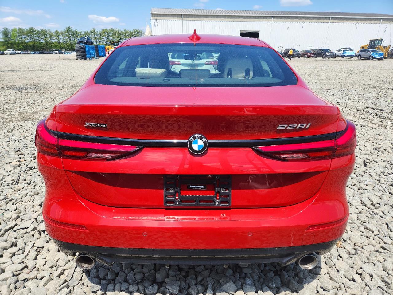 BMW 228XI 2021