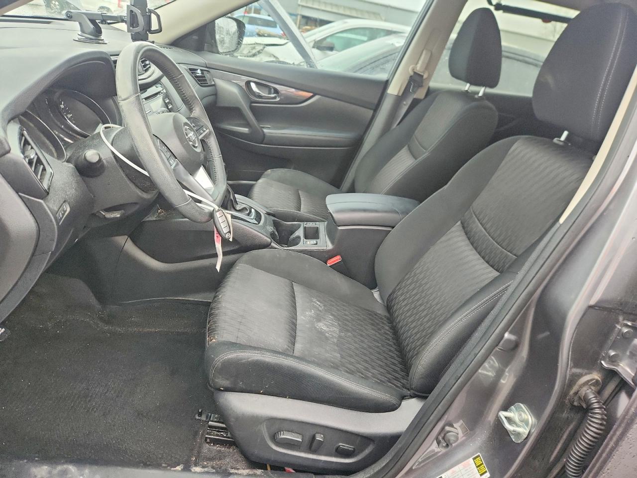 NISSAN ROGUE SV 2017