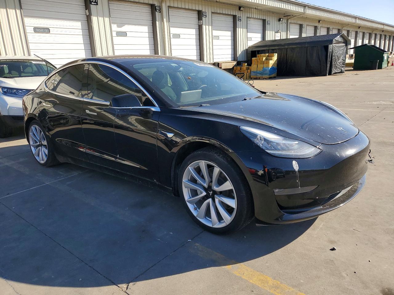 TESLA MODEL 3 RWD 2018