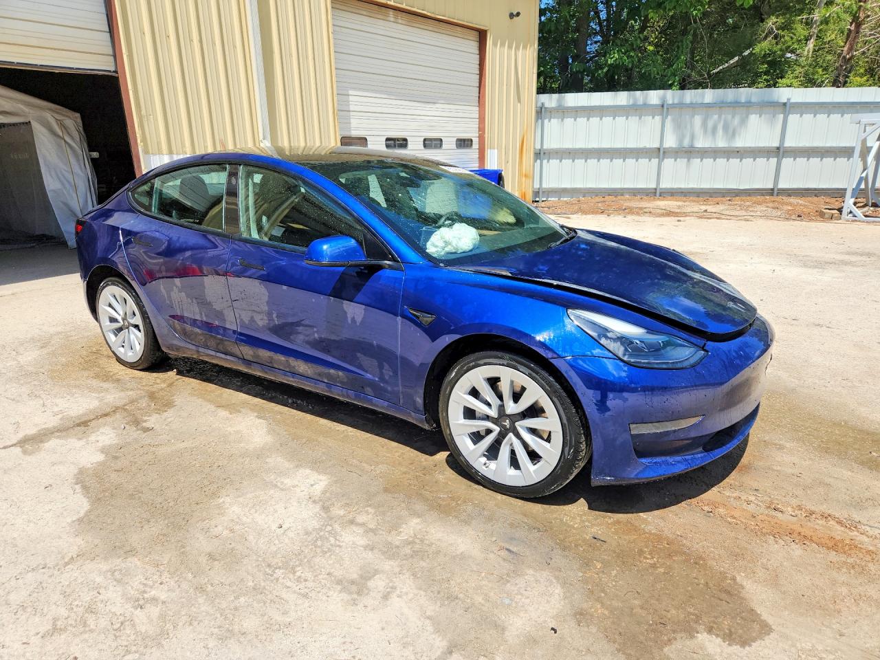 TESLA MODEL 3 2022