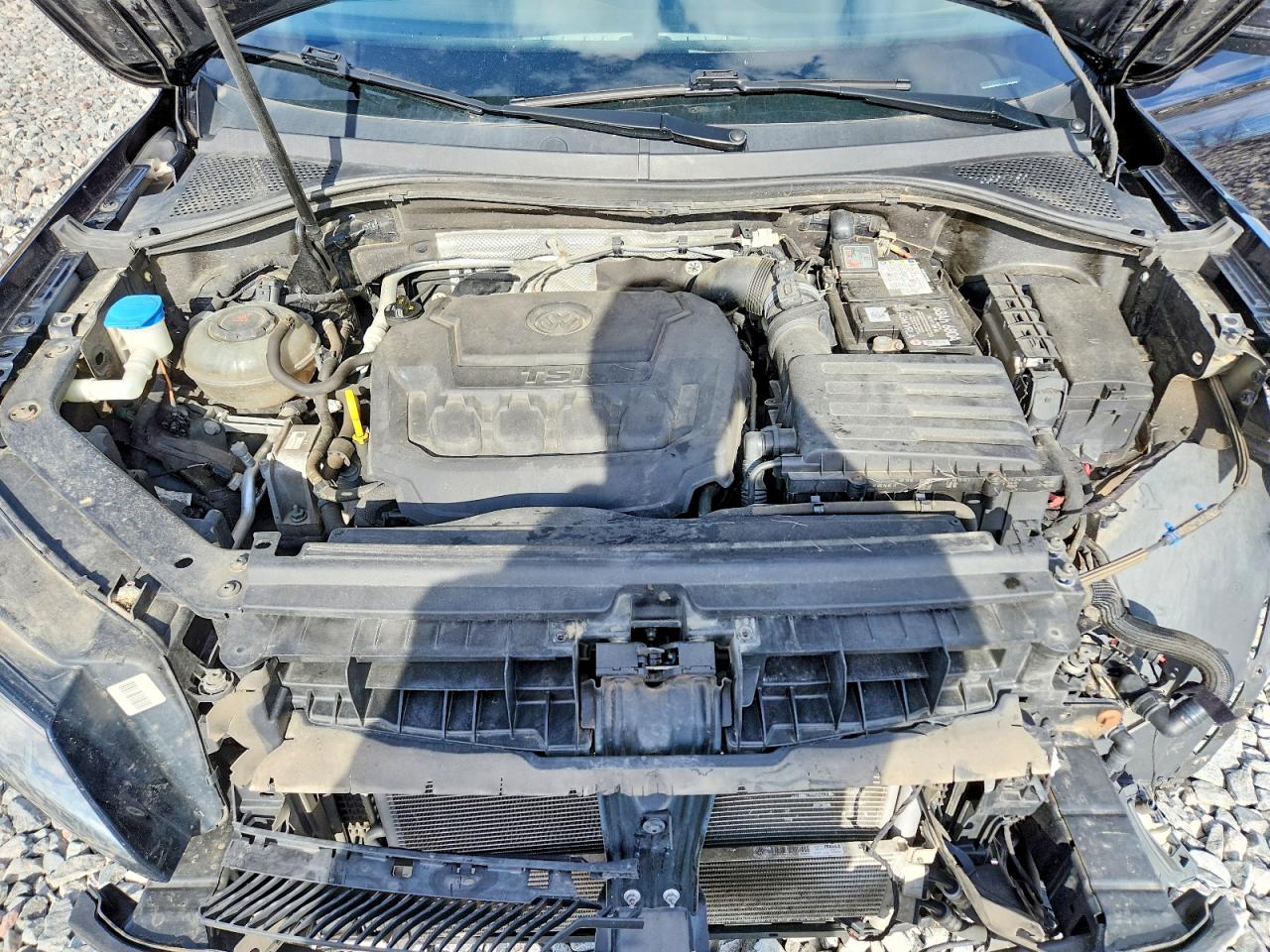 VOLKSWAGEN TIGUAN SE 2017