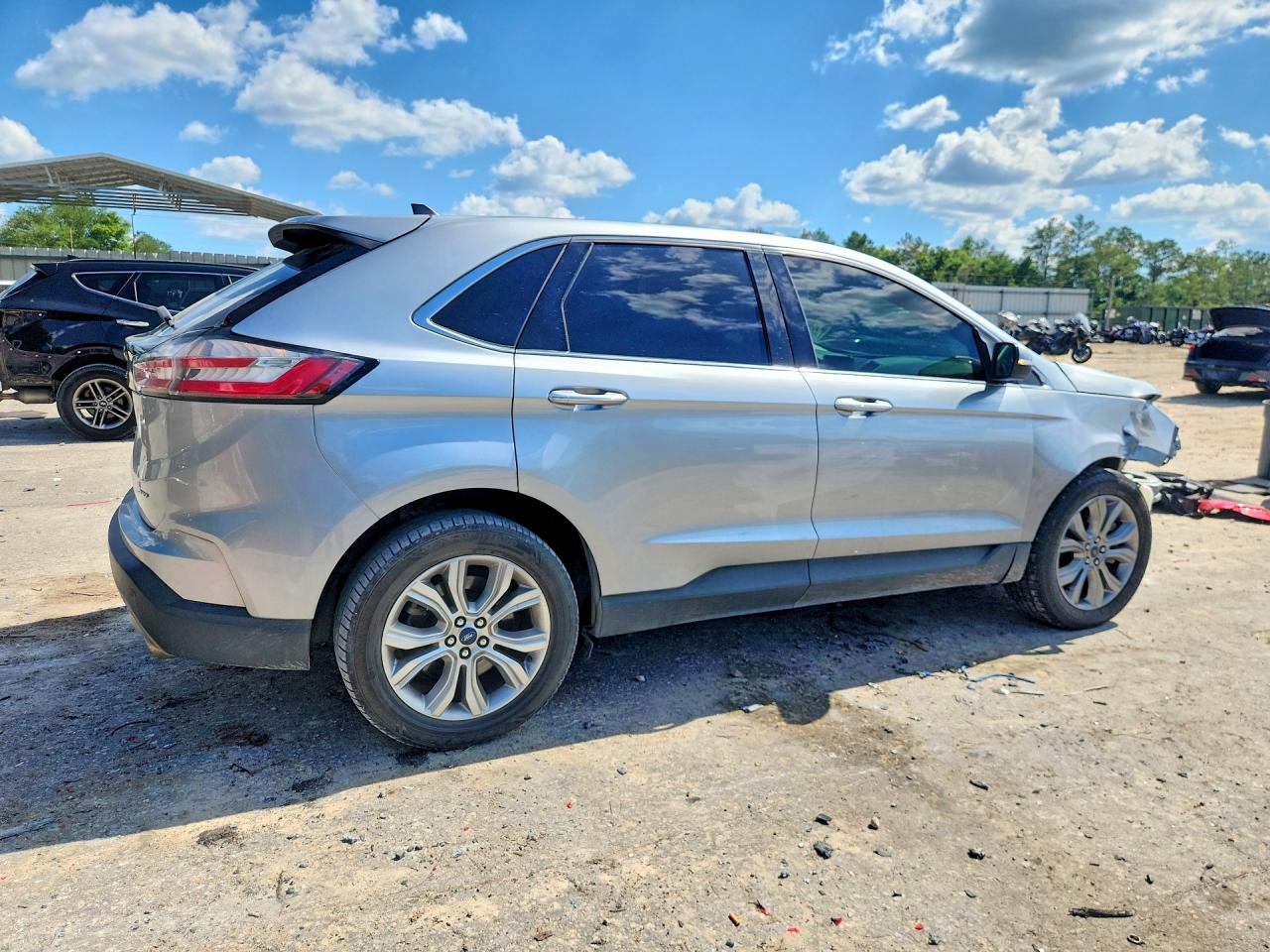 FORD EDGE TITANIUM 2022