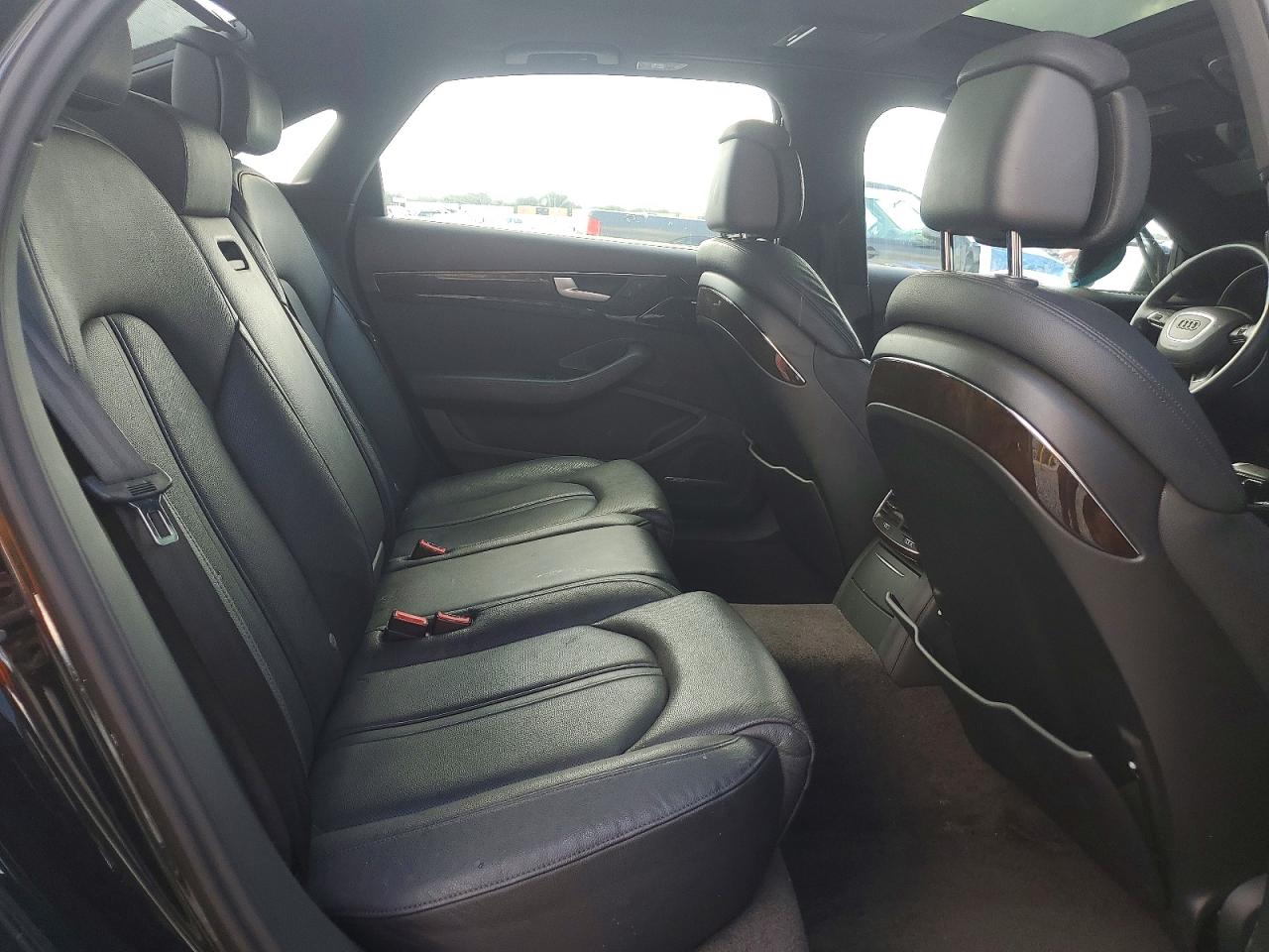 AUDI A8 L QUATTRO 2014