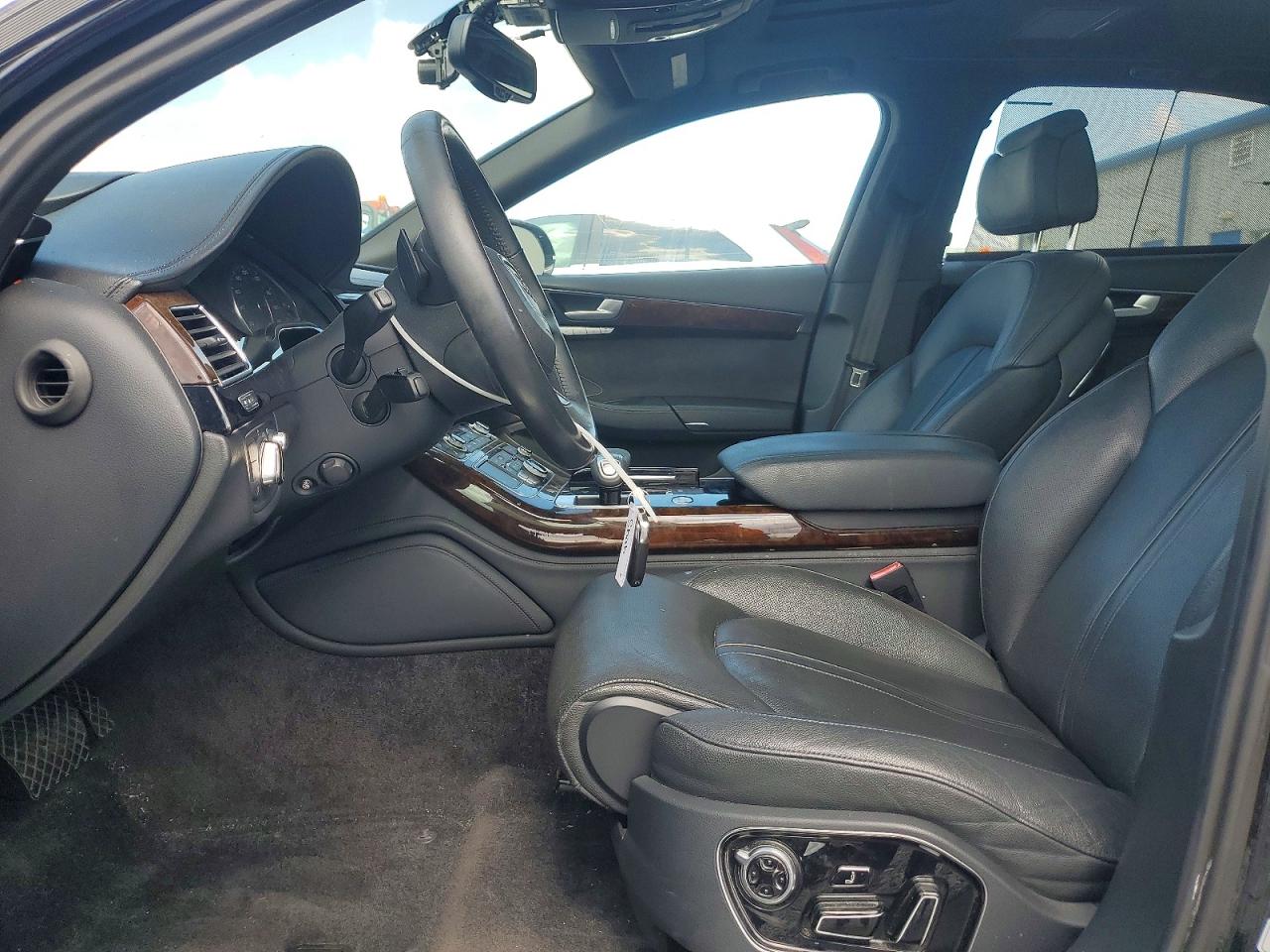 AUDI A8 L QUATTRO 2014