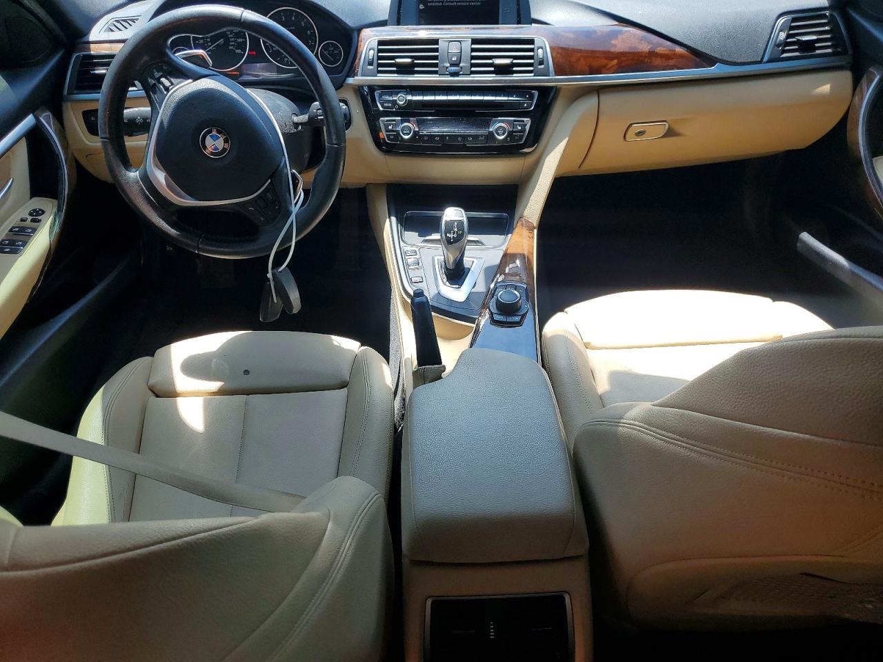 BMW 330 I 2016