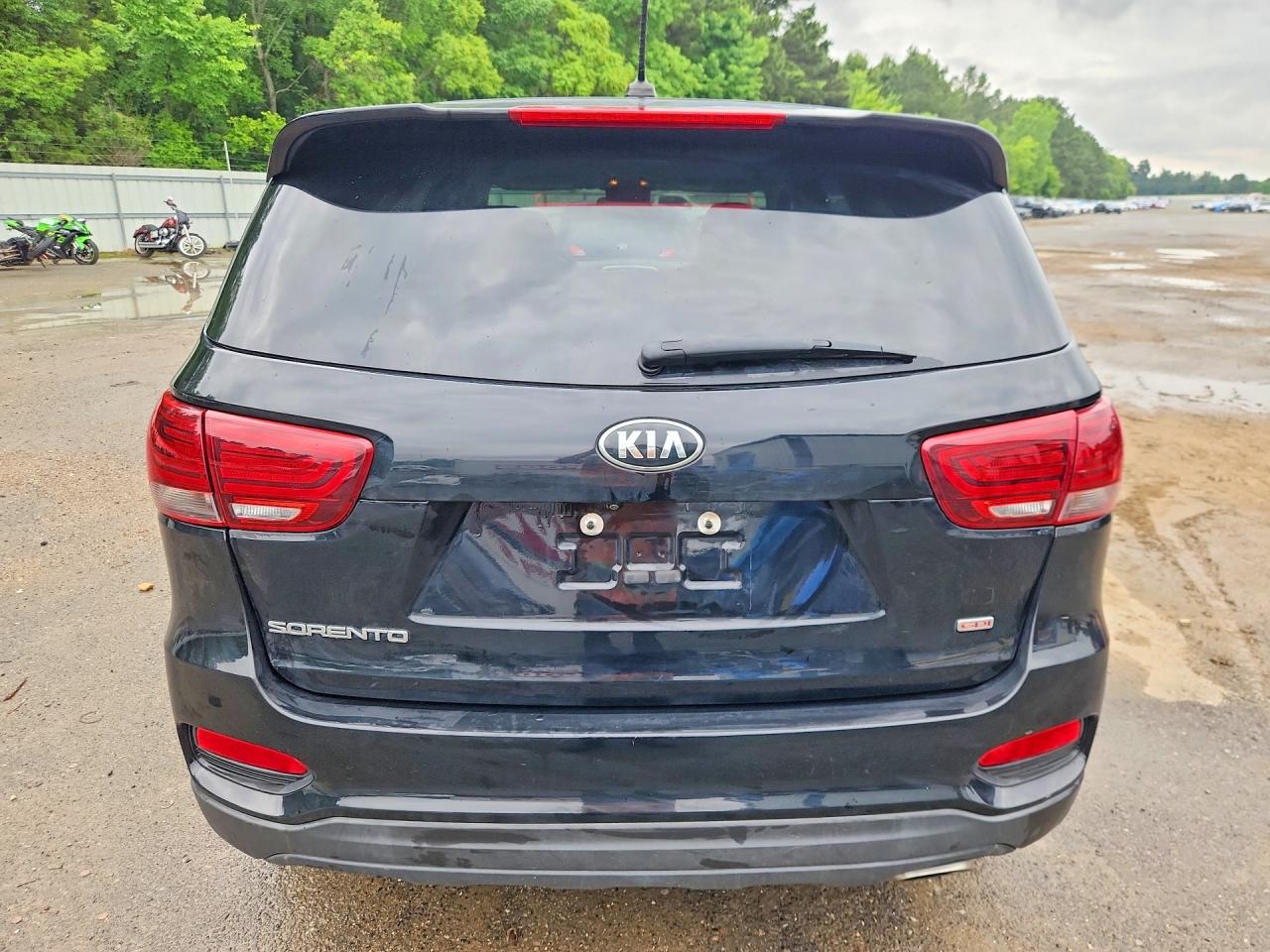 KIA SORENTO LX 2018