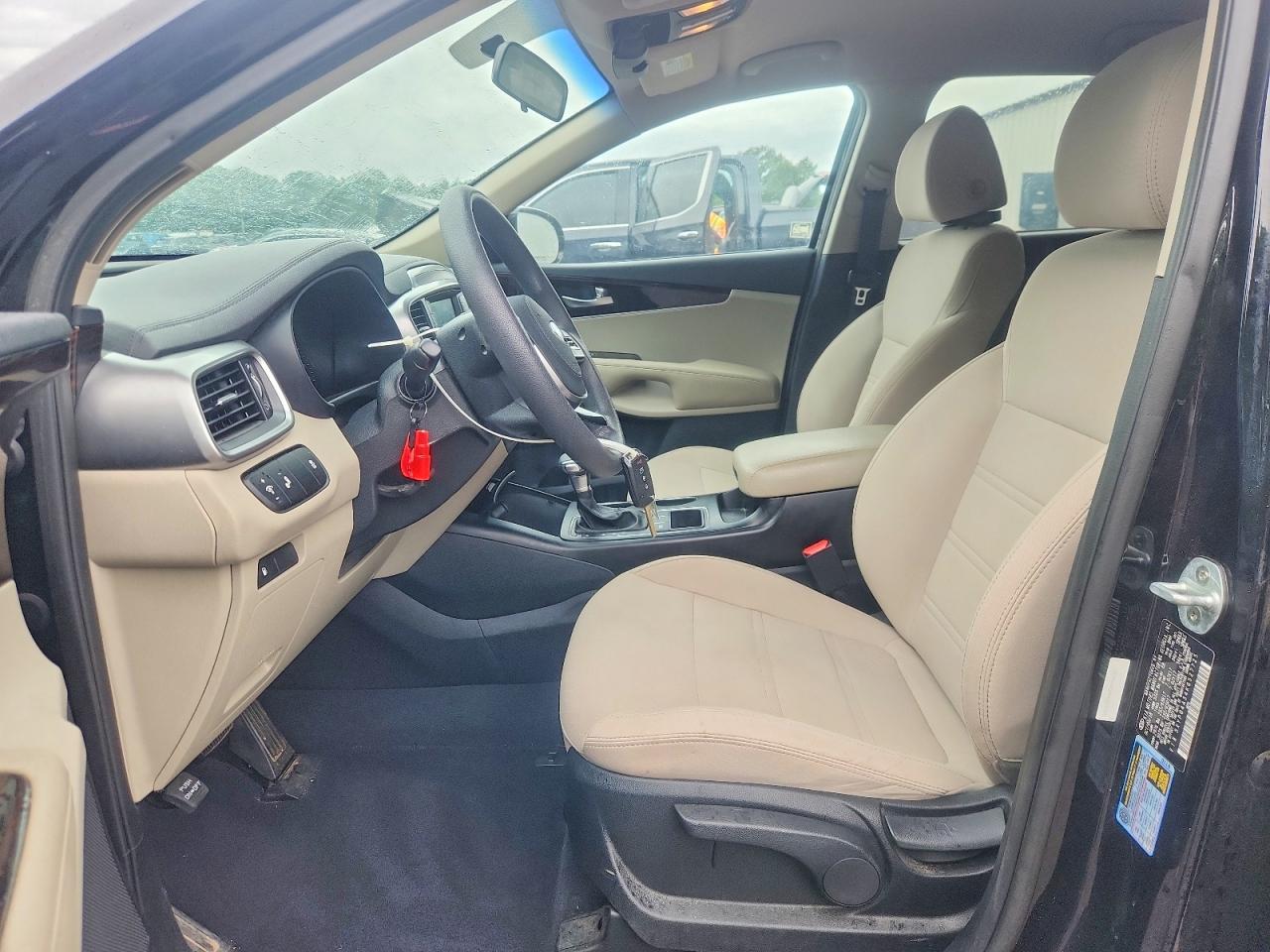 KIA SORENTO LX 2018