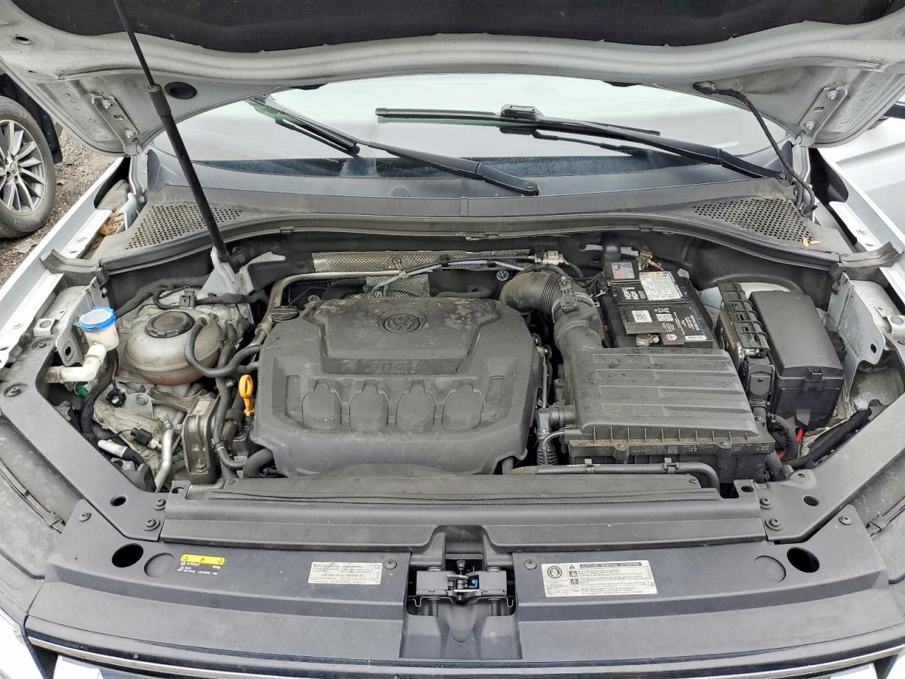 VOLKSWAGEN TIGUAN S 2017