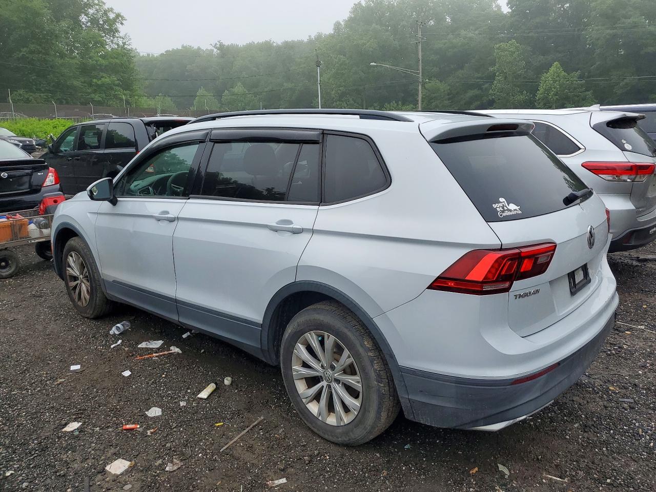 VOLKSWAGEN TIGUAN S 2017