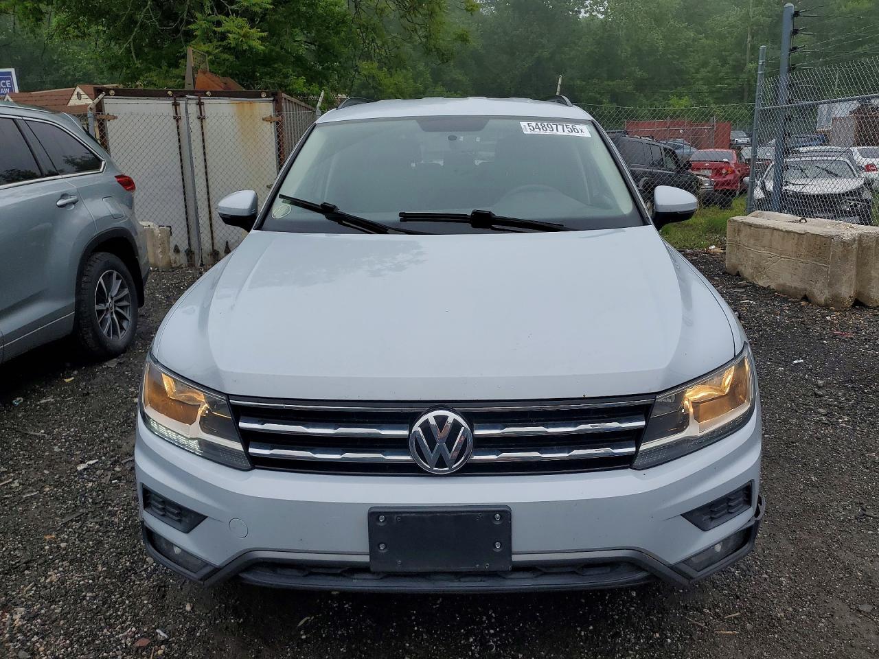 VOLKSWAGEN TIGUAN S 2017