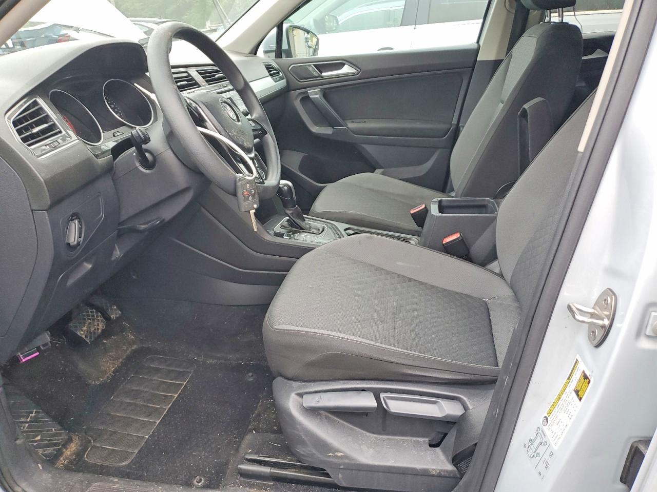 VOLKSWAGEN TIGUAN S 2017