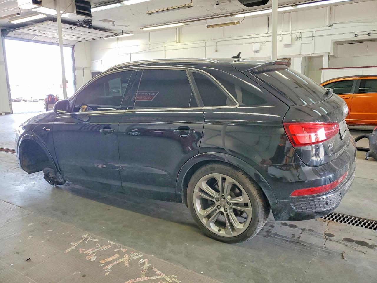 AUDI Q3 PRESTIGE 2015