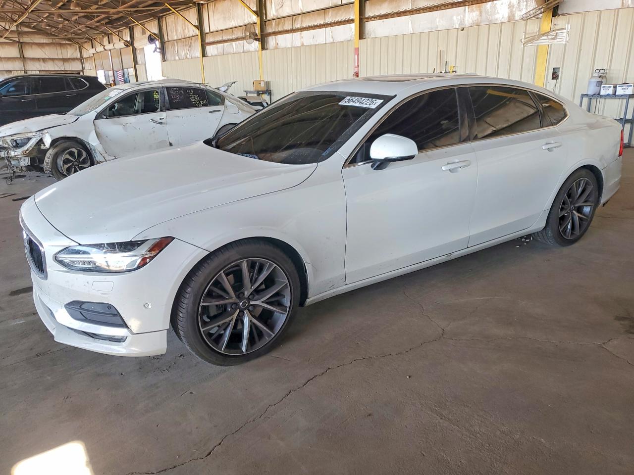 VOLVO S90 T5 MOMENTUM 2017