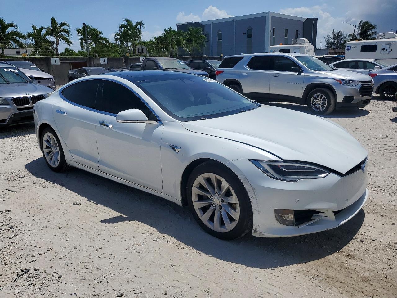 TESLA MODEL S 2017