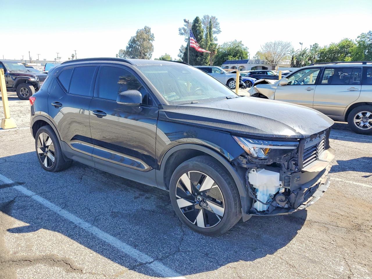 VOLVO XC40 RECHARGE CORE 2023