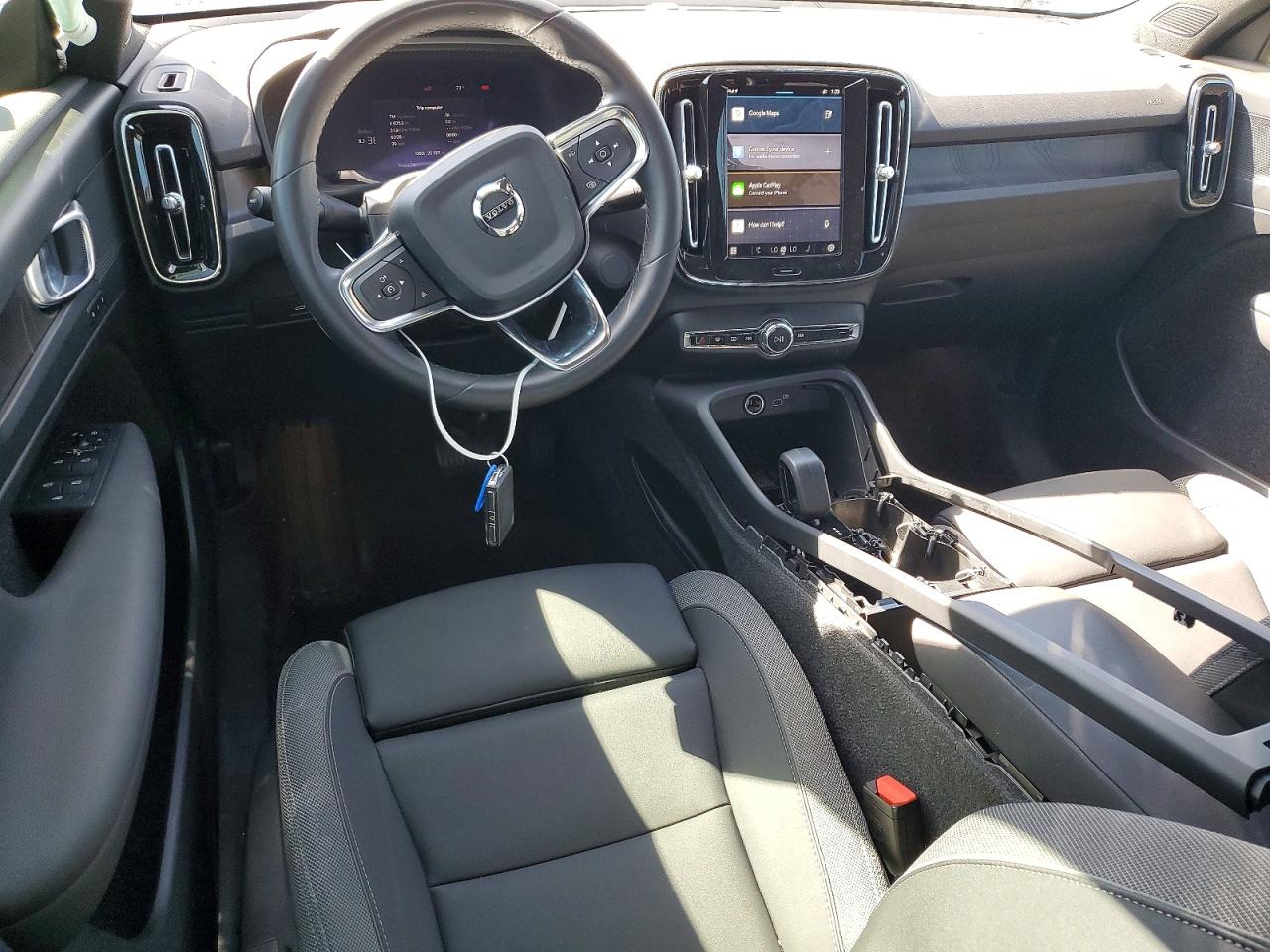 VOLVO XC40 RECHARGE CORE 2023