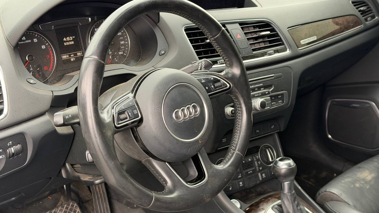AUDI Q3 PRESTIGE 2015