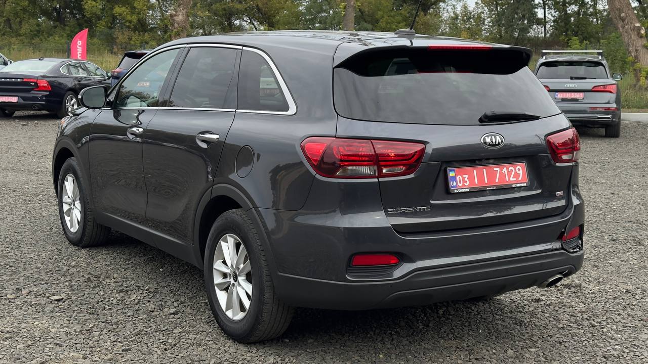 KIA SORENTO LX 2018
