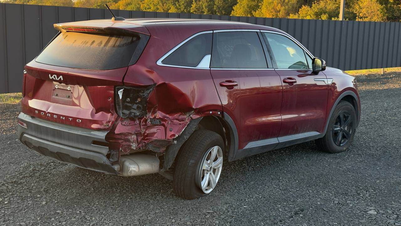 KIA SORENTO LX 2021
