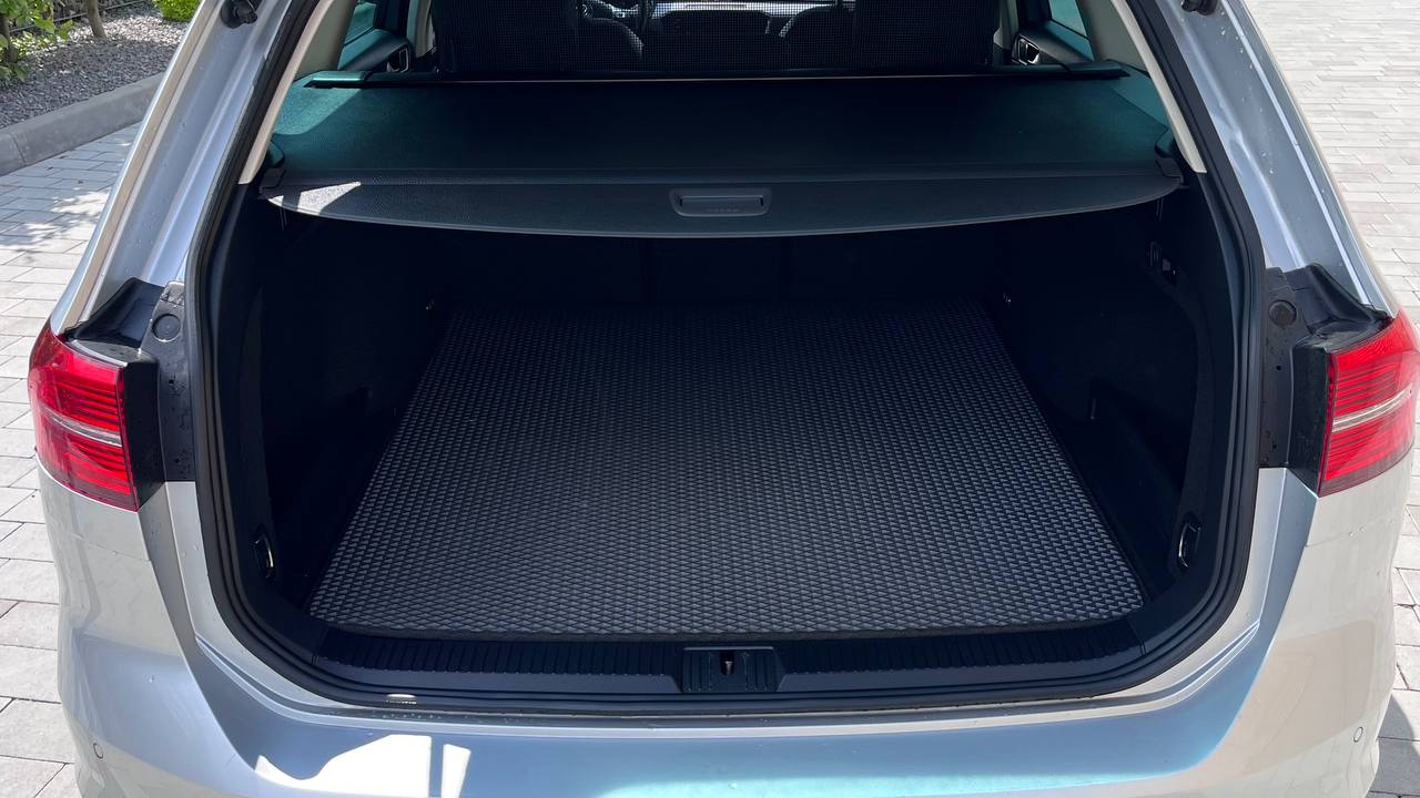 VOLKSWAGEN PASSAT 2018