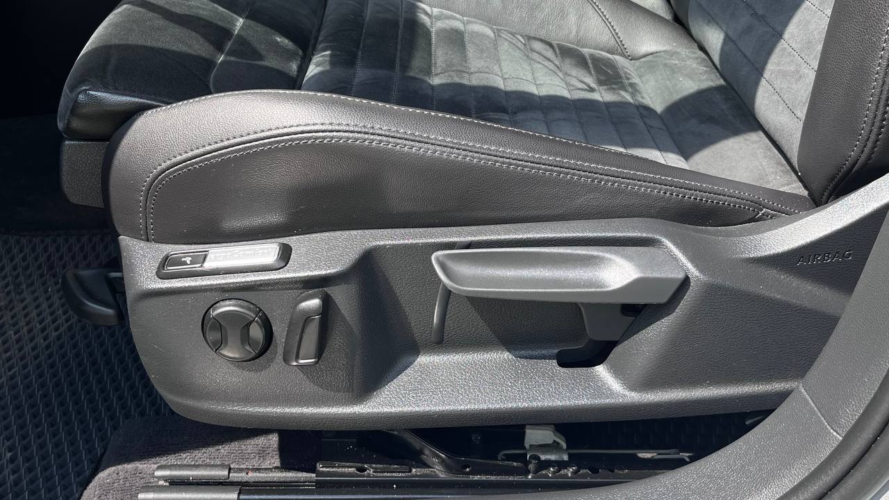 VOLKSWAGEN PASSAT 2018