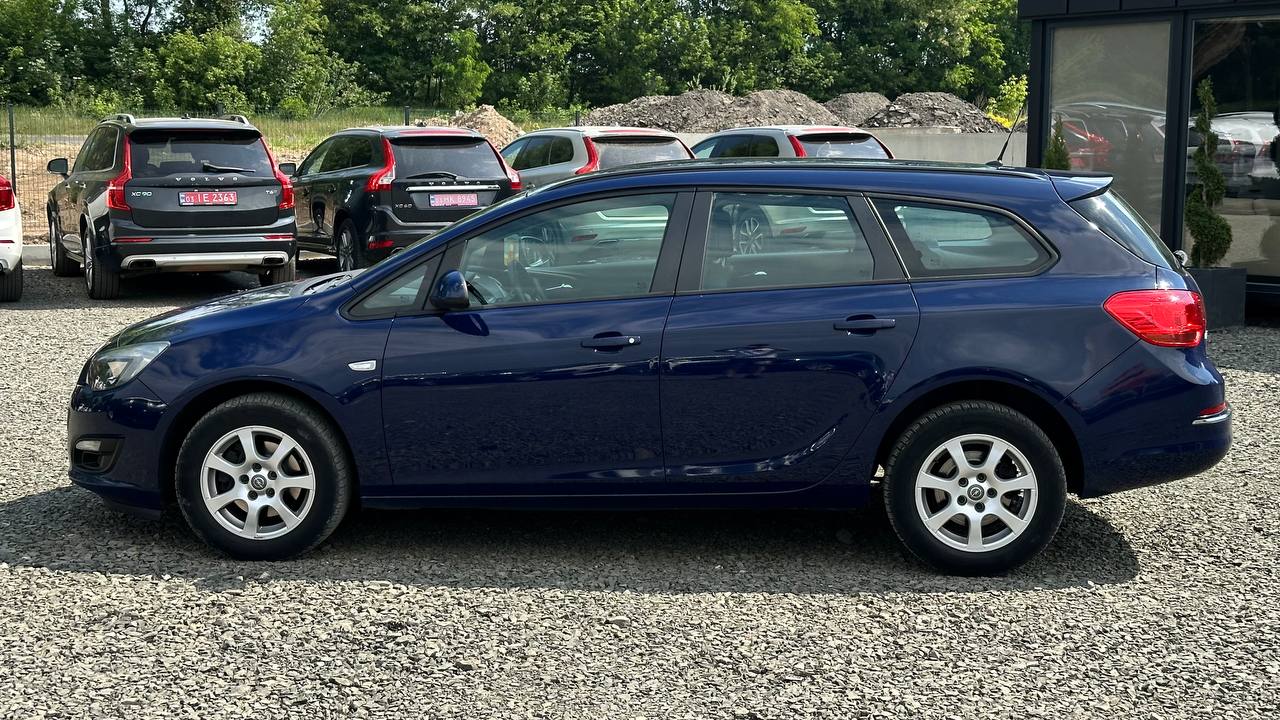 OPEL ASTRA J 2015