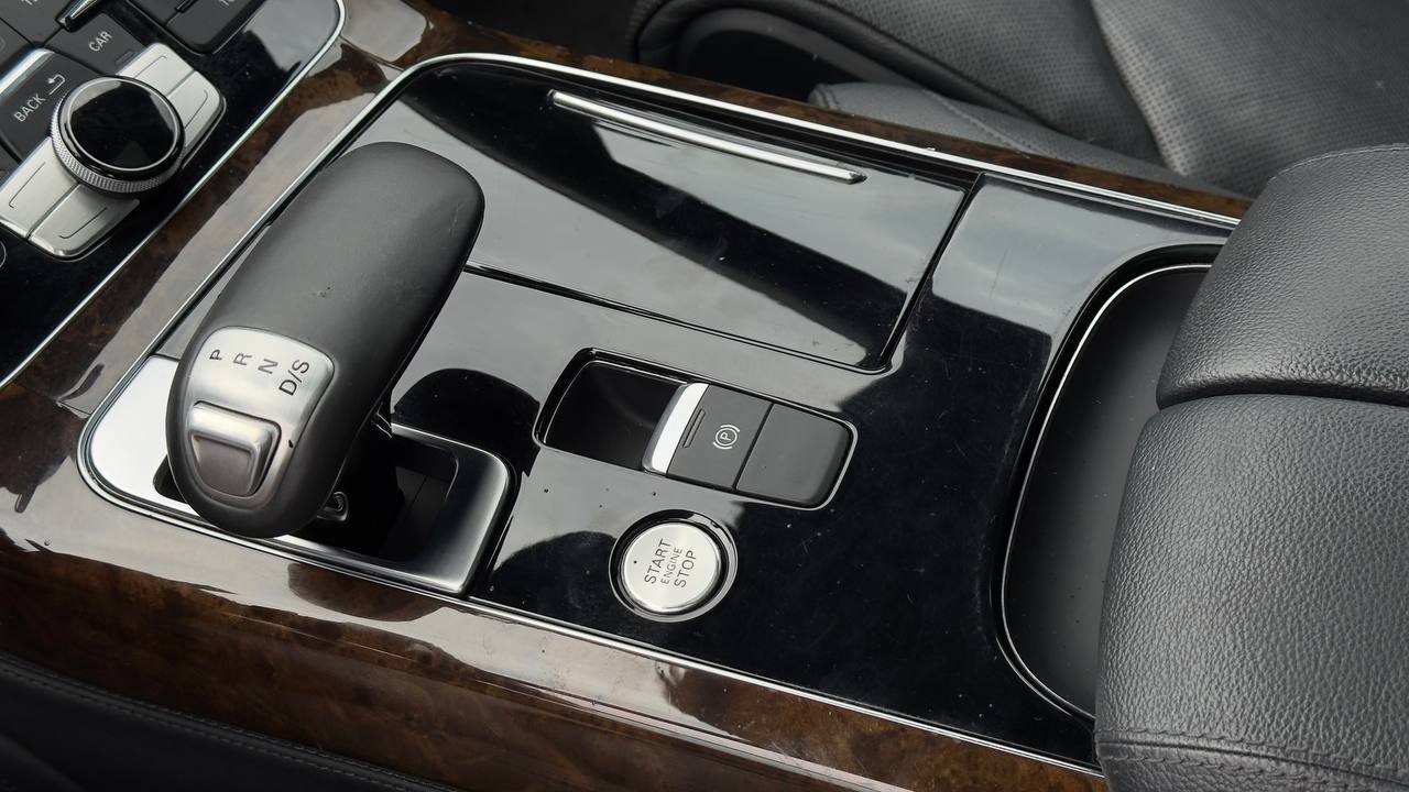 AUDI A8 L QUATTRO 2014